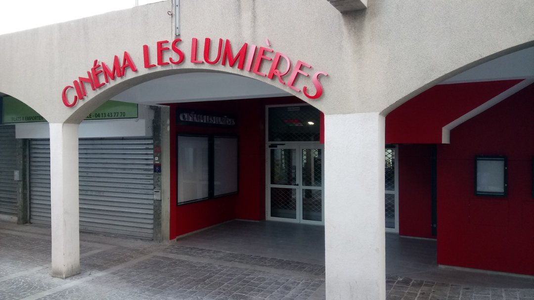 Les Lumières, Vitrolles