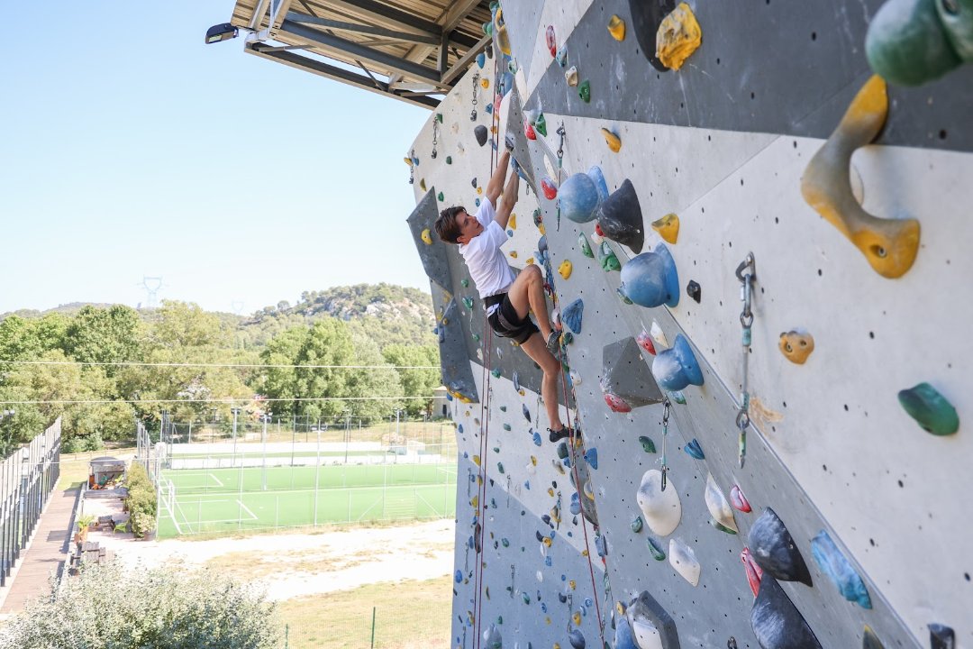 Climb up, Bouc-Bel-Air