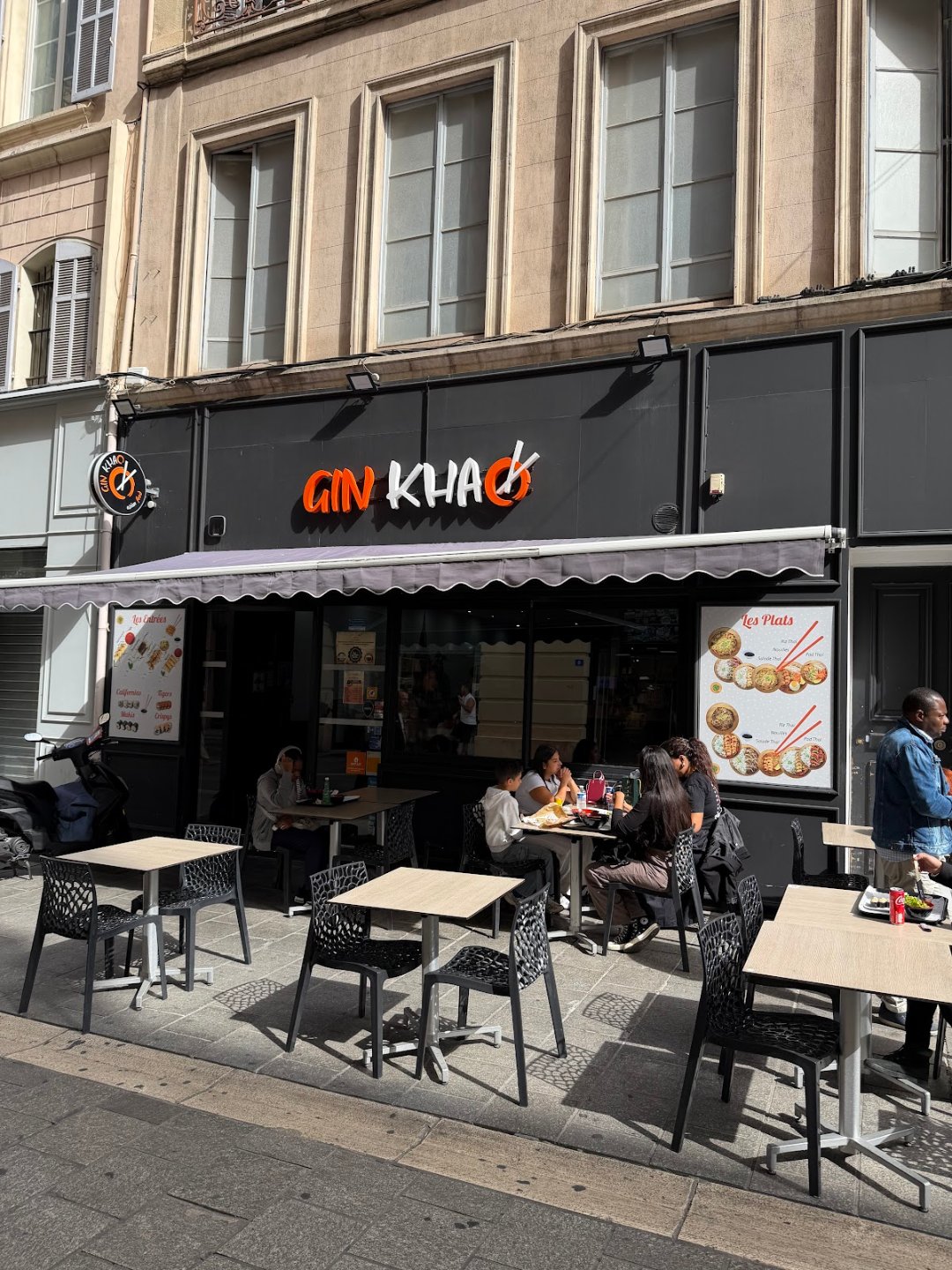 Gin Khao, Marseille 1er